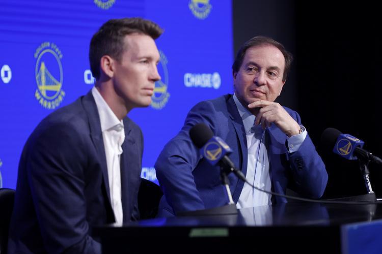 2年前的今天：小邓利维接替鲍勃-迈尔斯 担任勇士总经理