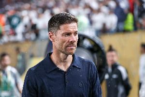 记者：皇马刚刚告知国际足联，哈维-阿隆索的新闻发布会将取消