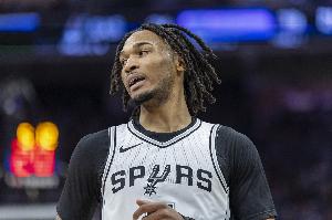 开云体育-卡斯尔：我觉得我们打得并不差 但面对绿军得把细节做到极致